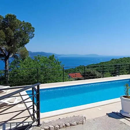 Apartman Butterfly 2 - Opatija By Guide Brseč